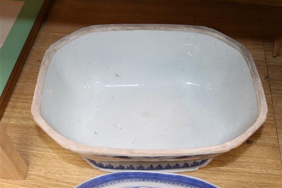 Two Chinese export blue and white tureens and covers, 18th/19th century largest 30cm
